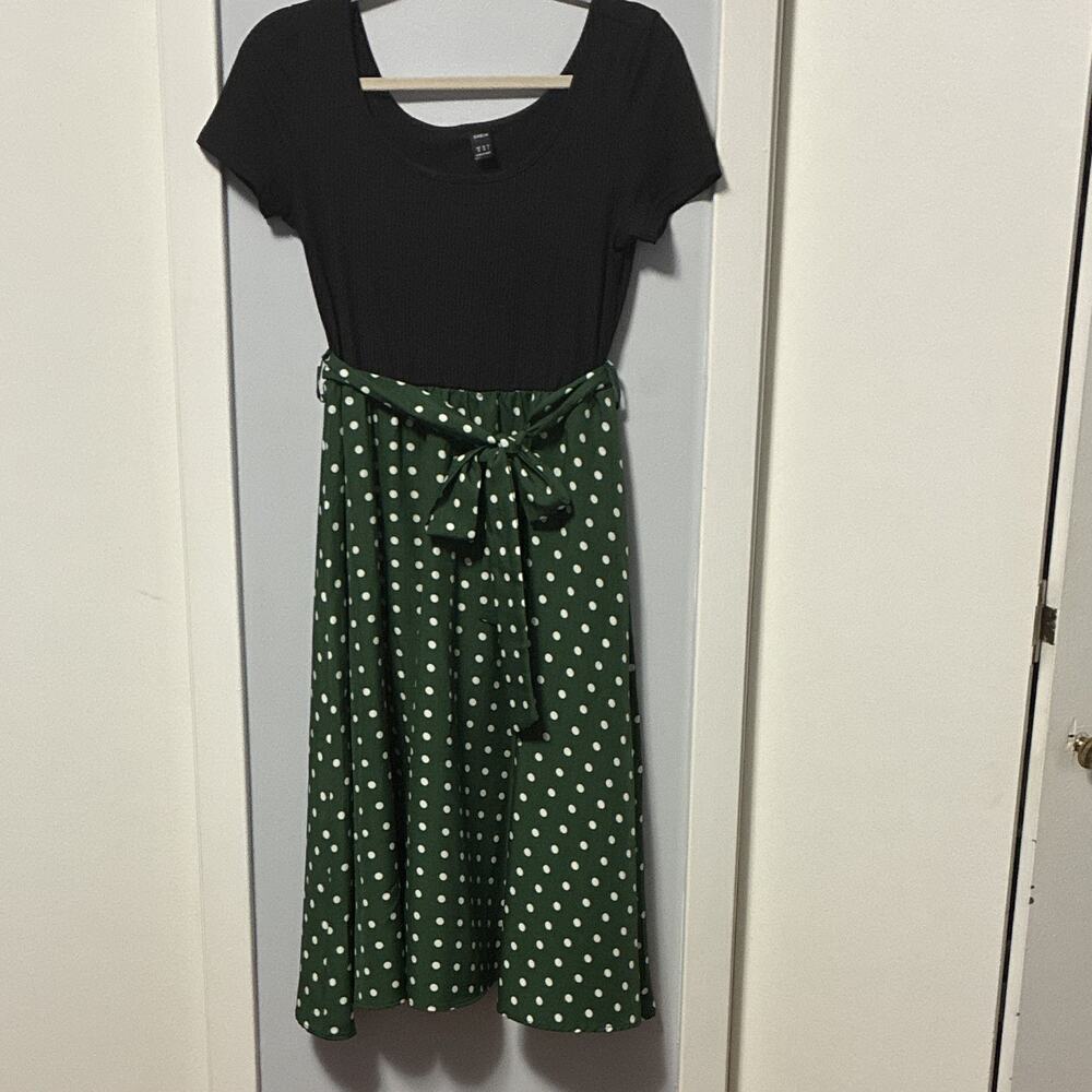 SHEIN Women’s Black Knit Top Green Polka Dot Retro Dress M Scoop Neck Tie Waist